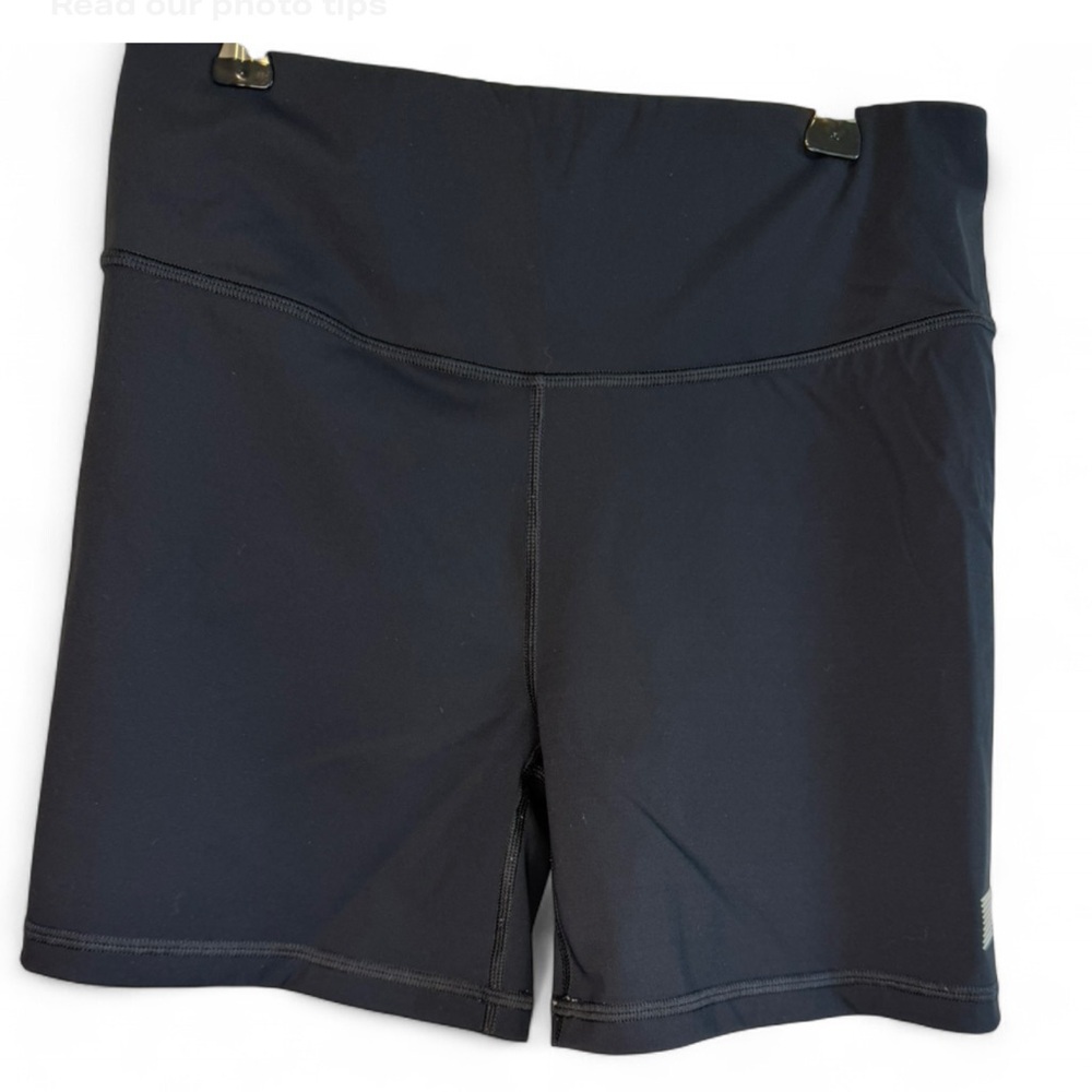 Savage X Fenty Medium 8/10 Biker Athletic Shorts - Black